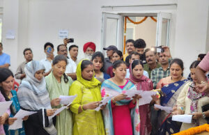 ब्रेकिंग न्यूज़ : रुद्रपुर विकास खंड में लोकतंत्र का जश्न, भीड़ से खचाखच भरा सभागार – रीना गौतम बनीं नई ब्लॉक प्रमुख