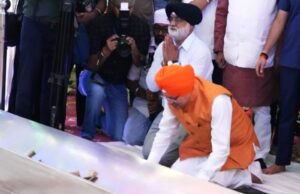 ब्रेकिंग न्यूज़ : ननकाना साहिब गुरुद्वारे में CM धामी ने टेका मत्था, गुरु तेग बहादुर जी के 350वें शहीदी दिवस की नगर कीर्तन यात्रा का किया स्वागत