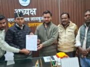 ब्रेकिंग न्यूज़ : दुग्ध संघ का केमिकल युक्त पानी बना मुसीबत, सभासद शबनम की शिकायत पर चेयरमेन ने दिए सख्त कार्रवाई के संकेत