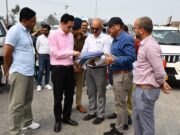 ब्रेकिंग न्यूज़: रूद्रपुर में आयुक्त दीपक रावत का सख्त रुख, विकास कार्यों की गुणवत्ता पर नहीं होगा समझौता